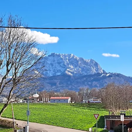 玛丽亚公寓 * 拉基兴