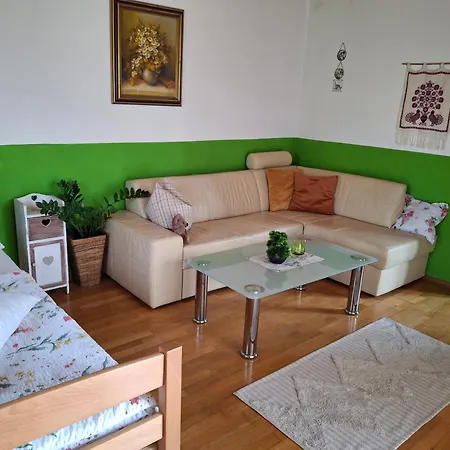 玛丽亚公寓 拉基兴